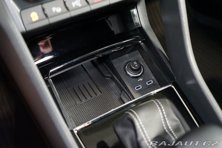 Škoda Karoq ACC*CANTON*TAŽNÉ* 2024