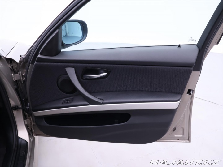 BMW 3 2,0 318i 105kW Automat Kl 2010