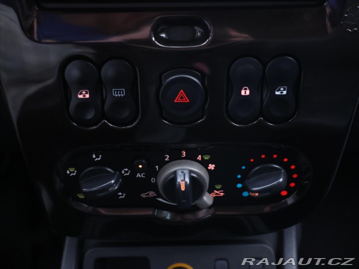 Dacia Duster 1,6 i 77kW Klima Kůže Taž 2011