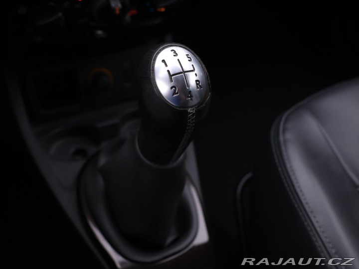 Dacia Duster 1,6 i 77kW Klima Kůže Taž 2011