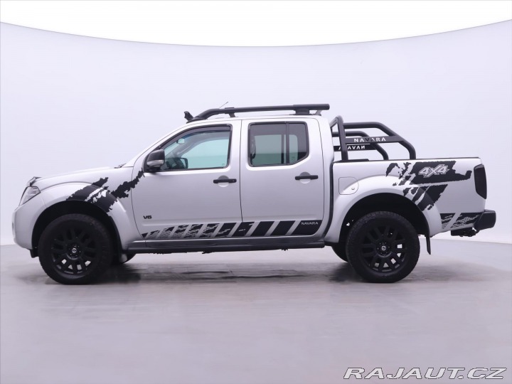 Nissan Navara 3,0 dCi 170kW Aut. 4x4 Ků 2011