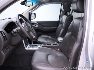 Nissan Navara 3,0 dCi 170kW Aut. 4x4 Ků 2011