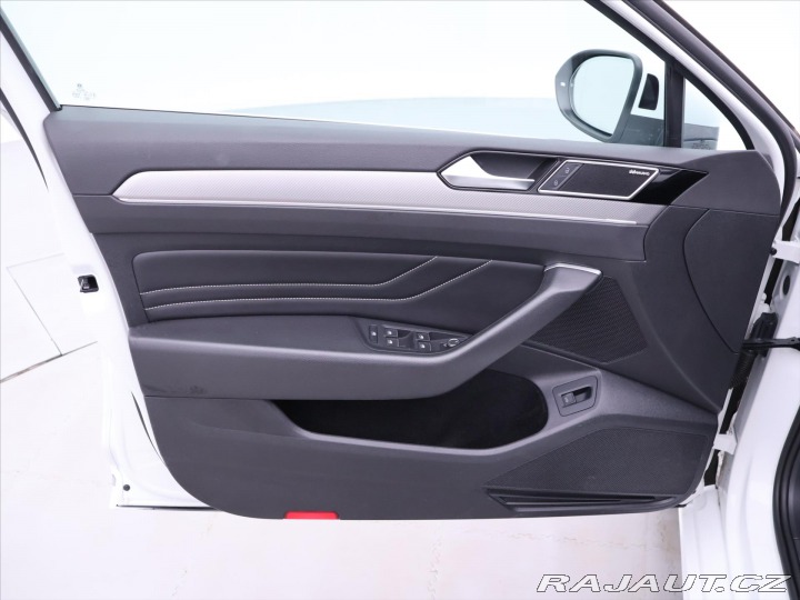 Volkswagen Passat 2,0 TSI 200kW CZ 4M DPH R 2019