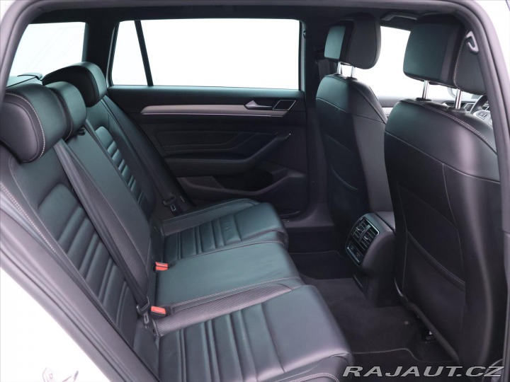 Volkswagen Passat 2,0 TSI 200kW CZ 4M DPH R 2019