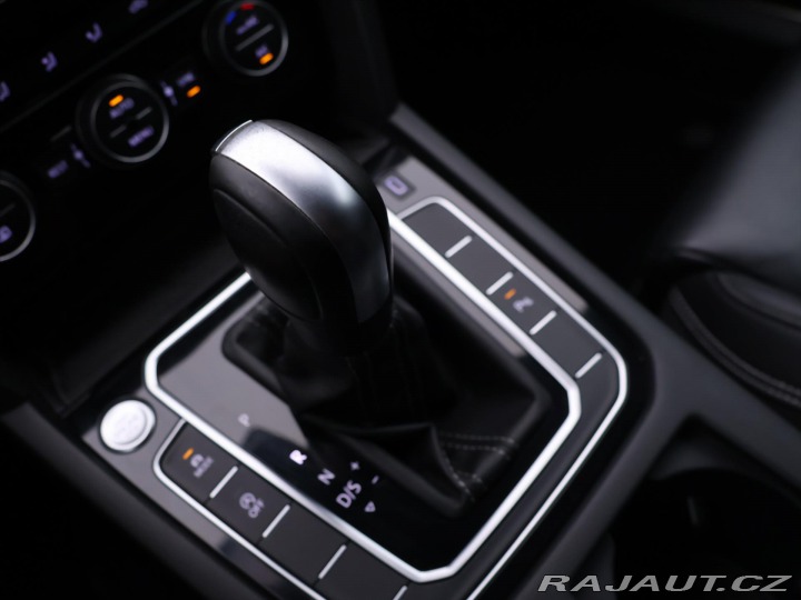 Volkswagen Passat 2,0 TSI 200kW R-Line CZ 4 2019