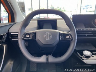 MG MG4 . EXCLUSIVE 77kWh + ZIMNÍ 2024