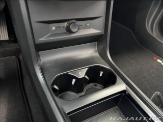 MG MG4 . EXCLUSIVE 77kWh + ZIMNÍ 2024