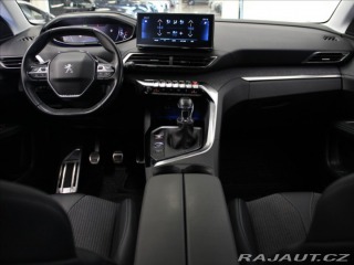 Peugeot 3008 1,2 PT 96kW Allure 32tkm. 2022