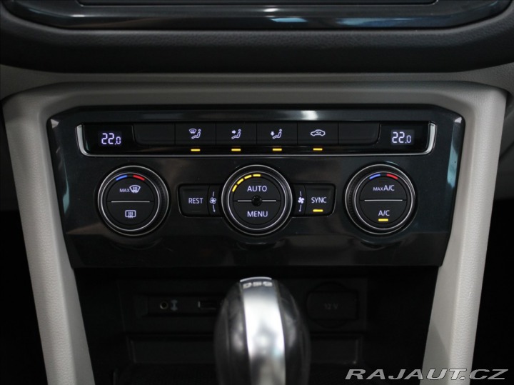 Volkswagen Tiguan 2,0 TDi 4x4 DSG Pano.LED. 2017
