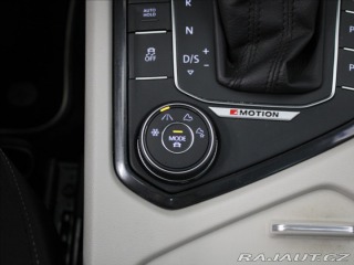 Volkswagen Tiguan 2,0 TDi 4x4 DSG Pano.LED. 2017