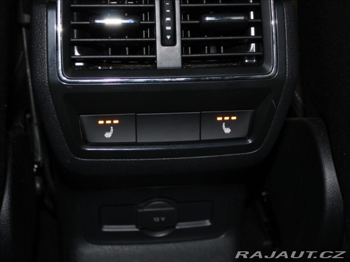 Škoda Karoq 2,0 TDi 4x4 DSG Selec. 5L 2024