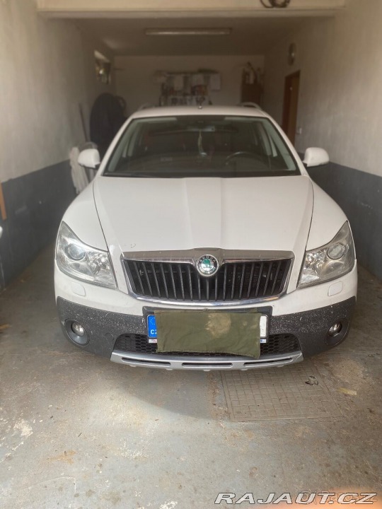 Škoda Octavia scout 2012