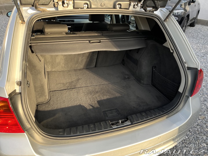 BMW 3 E91 330XD 2005