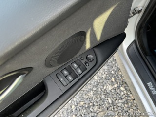 BMW 3 E91 330XD 2005