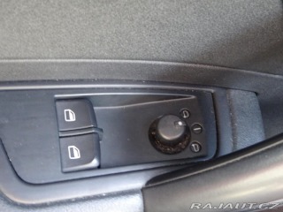 Audi A1 1.6TDI  77kW S-line 2010