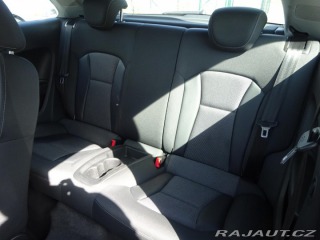 Audi A1 1.6TDI  77kW S-line 2010