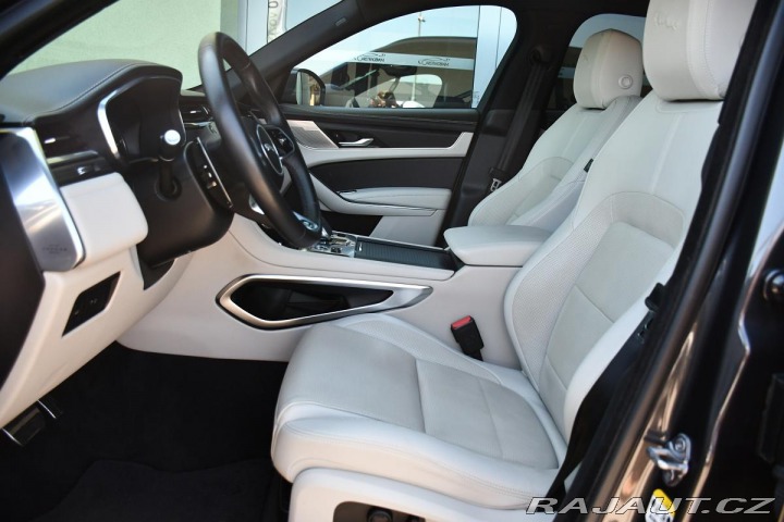 Jaguar F-Pace D200 AWD R-DYNAMIC ZÁRUKA 2023