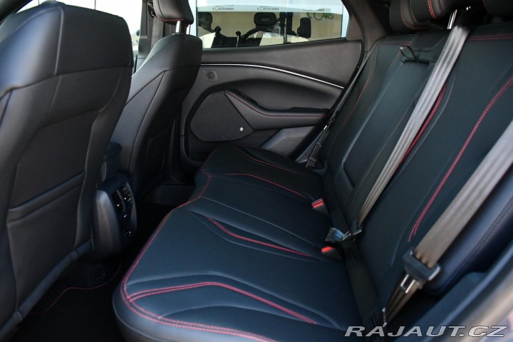 Ford Mustang Mach-E Extended Range REZ 2021