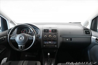 Volkswagen Touran 1,6 TDi 77kW DSG MATCH Zá 2012