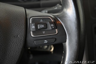 Volkswagen Touran 1,6 TDi 77kW DSG MATCH Zá 2012