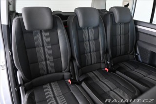 Volkswagen Touran 1,6 TDi 77kW DSG MATCH Zá 2012