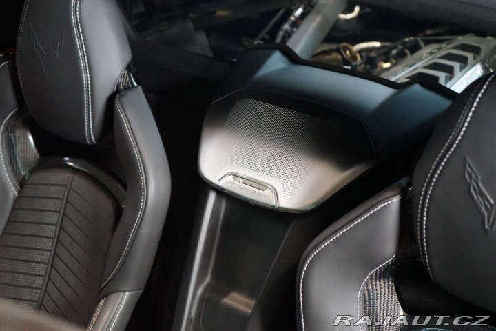 Chevrolet Corvette C8*STINGRAY*2LT*BOSE*ZÁRU 2023