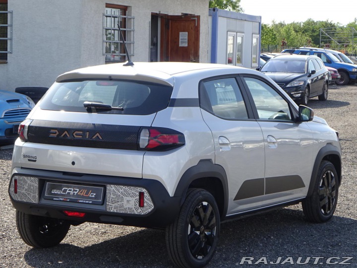 Dacia Ostatní modely Spring Elektric 65kW Extreme NOV 2025