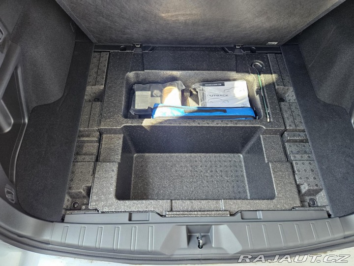 Subaru Outback 2,5 CVT Touring MY25.5 - 2025