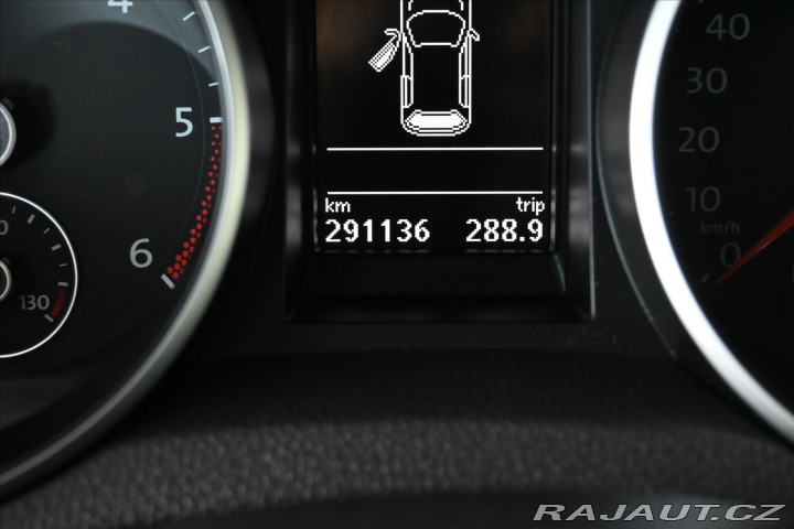 Volkswagen Golf 1,6 TDi 77kW NAVI PRAVIDE 2013