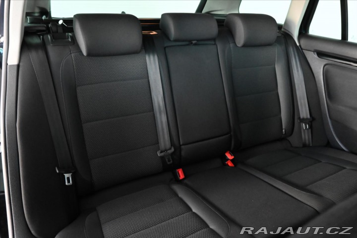 Volkswagen Golf 1,6 TDi 77kW NAVI PRAVIDE 2013