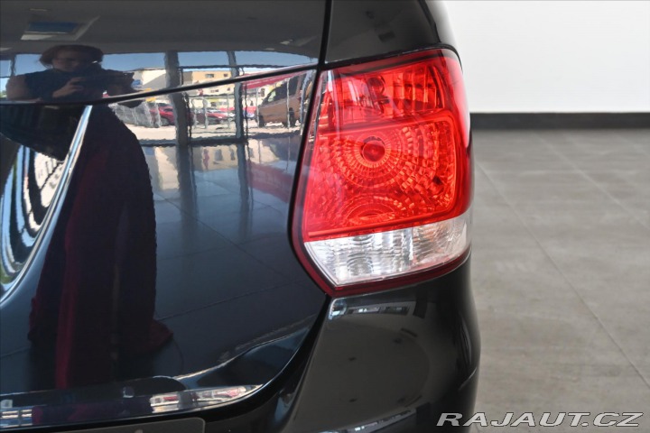 Volkswagen Golf 1,6 TDi 77kW NAVI PRAVIDE 2013