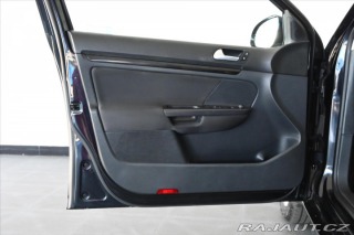 Volkswagen Golf 1,6 TDi 77kW NAVI PRAVIDE 2013
