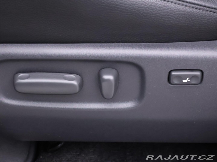 Toyota RAV4 2.2 D-CAT 130kW AWD Kůže 2007