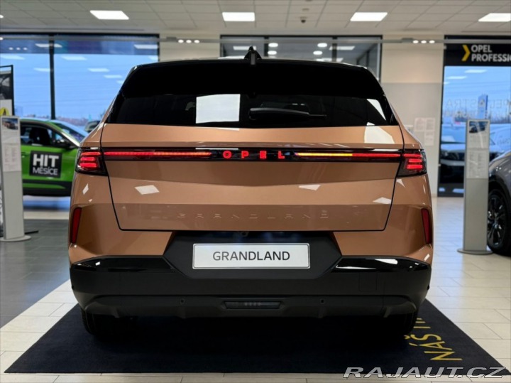 Opel Grandland 1.2 GS 1.2 TURBO 107 kW e 2025