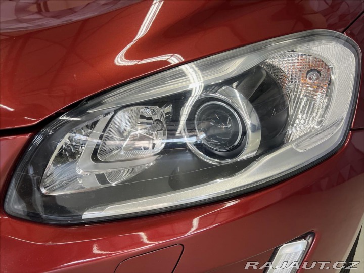 Volvo XC60 D4 120 KW AWD MOMENTUM, B 2014