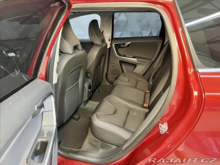 Volvo XC60 D4 120 KW AWD MOMENTUM, B 2014