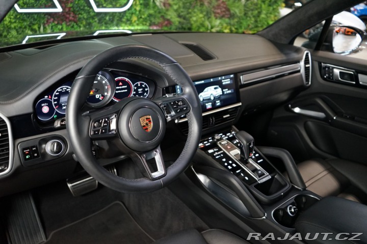 Porsche Cayenne TURBO*PCCB*PDCC*TAŽNÉ*ZÁR 2019