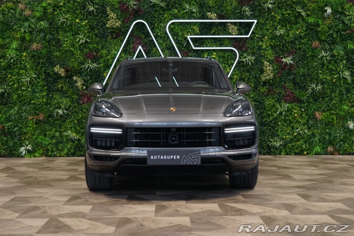 Porsche Cayenne TURBO*PCCB*PDCC*TAŽNÉ*ZÁR 2019