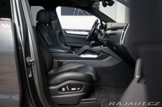 Porsche Cayenne TURBO*PCCB*PDCC*TAŽNÉ*ZÁR 2019