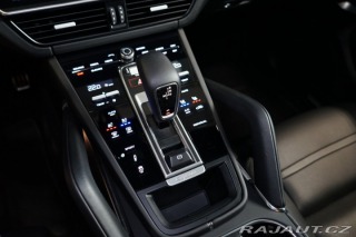 Porsche Cayenne TURBO*PCCB*PDCC*TAŽNÉ*ZÁR 2019