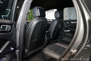 Porsche Cayenne TURBO*PCCB*PDCC*TAŽNÉ*ZÁR 2019