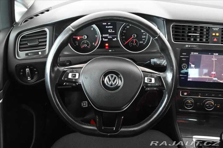 Volkswagen Golf 1,6 TDi 85kW COMFORTLINE 2020