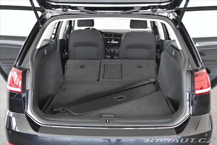 Volkswagen Golf 1,6 TDi 85kW COMFORTLINE 2020