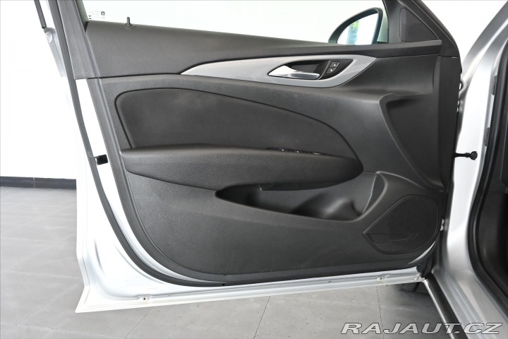 Opel Insignia 2,0 CDTi 125kW Blue-Injec 2019