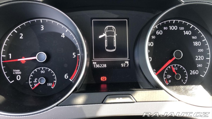 Volkswagen Golf Sportsvan 1,6 TDi 100kW NAVI VŮZ PŘ 2019