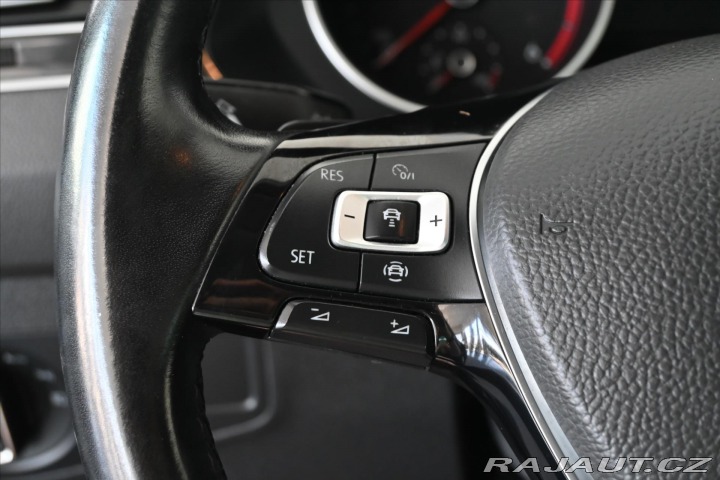 Volkswagen Tiguan 2,0 TDi 110kW DSG NAVI Zá 2019
