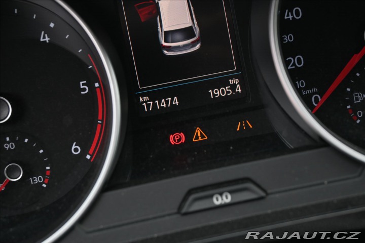Volkswagen Tiguan 2,0 TDi 110kW DSG NAVI VŮ 2019