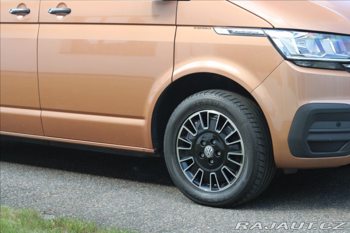 Volkswagen California 2,0 TDI DSG 4Motion BEACH 2020