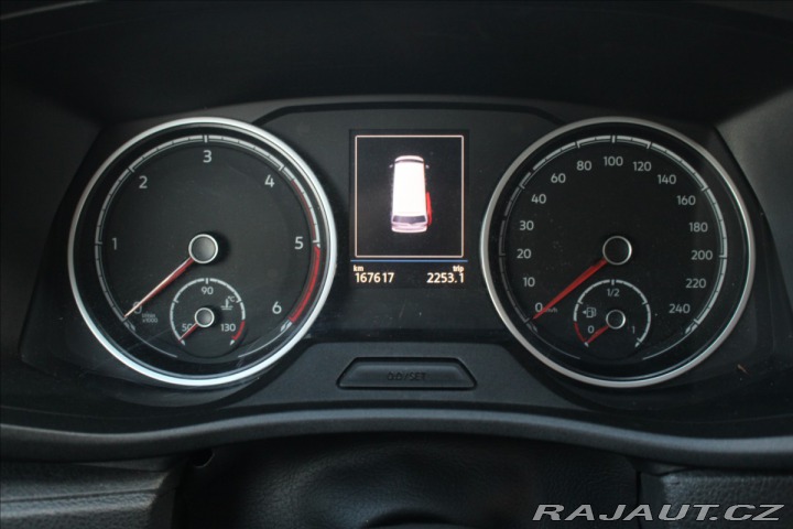 Volkswagen California 2,0 TDI DSG 4Motion BEACH 2020