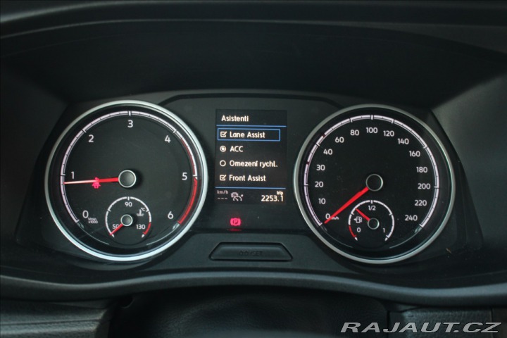 Volkswagen California 2,0 TDI DSG 4Motion BEACH 2020